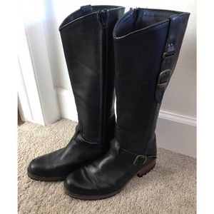Steve Madden boots